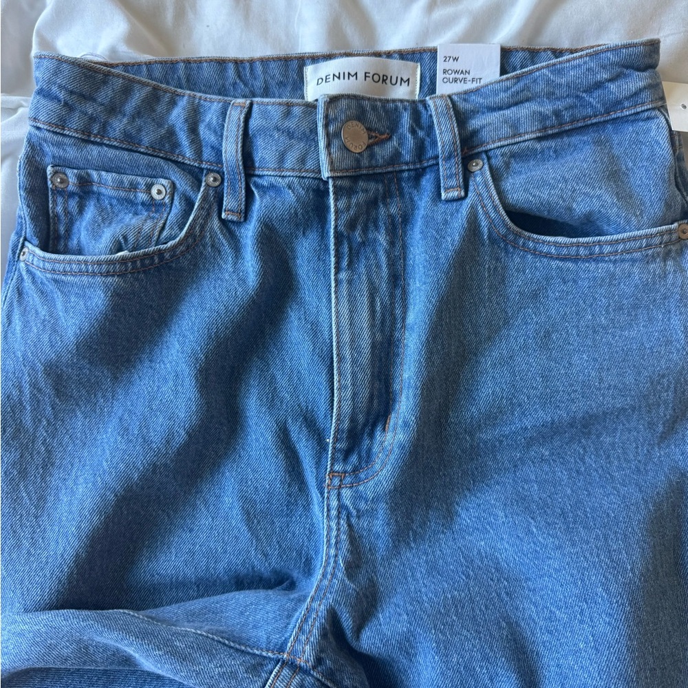 Aritzia | Denim Forum Rowan Curve-fit Super Hi Straight Ankle Jean - Picture 5 of 5